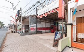 Reddoorz Syariah At Cibadak Sukabumi